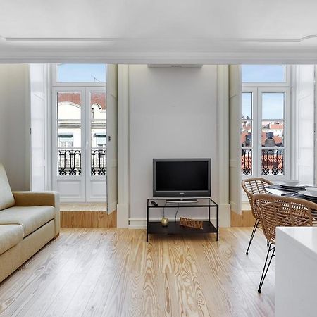 Lisbon Beautiful 2 Bedroom Apartment With Views In Rua Augusta Lisboa Exteriör bild
