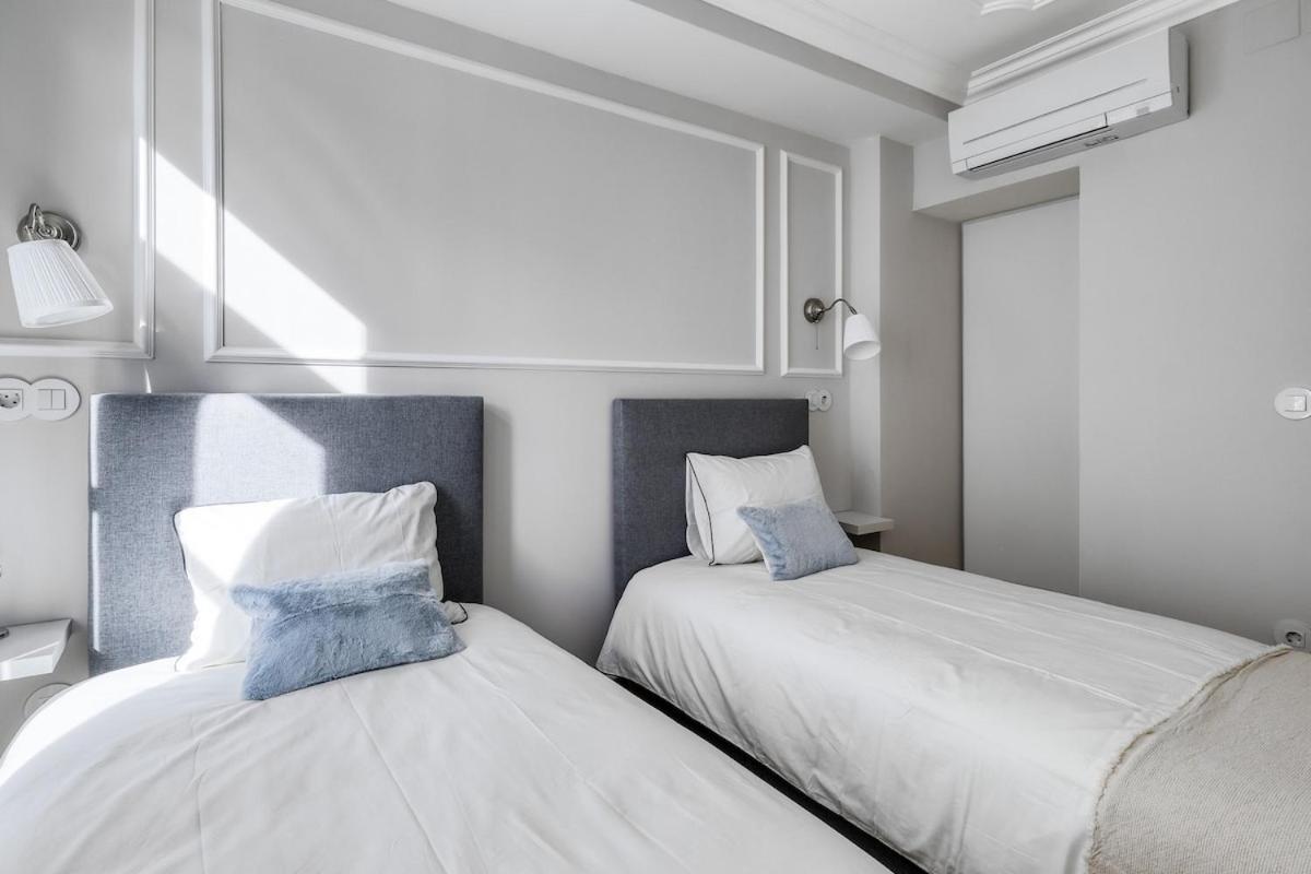 Lisbon Beautiful 2 Bedroom Apartment With Views In Rua Augusta Lisboa Exteriör bild