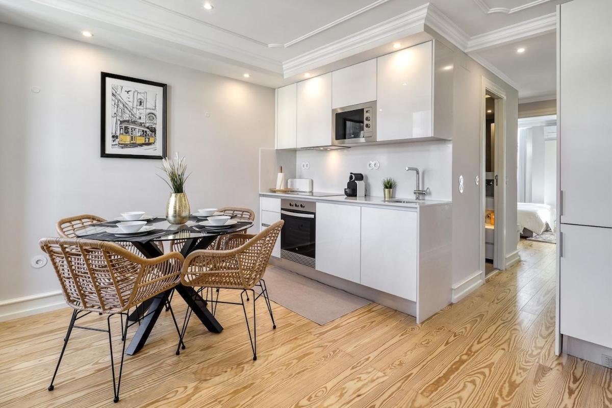 Lisbon Beautiful 2 Bedroom Apartment With Views In Rua Augusta Lisboa Exteriör bild
